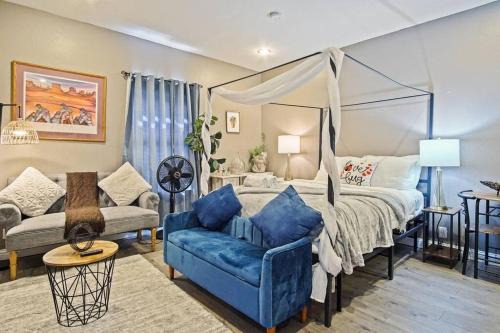 Central Oklahoma City House | Loveshack Studio & Bathtub near the Plaza District