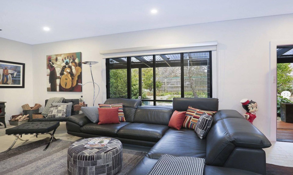 Mittagong House | Lovett – a home full of quirkiness