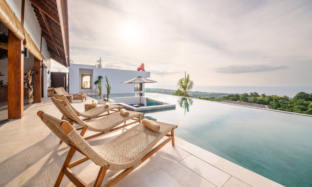Banjartegehe Villa | Lovina Sea View Villa | Private Gym | Movie Screen