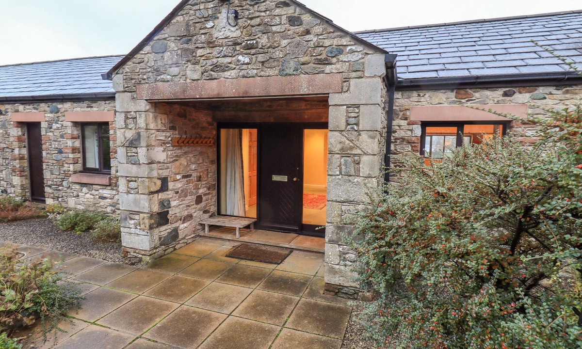 Watermillock Cottage | LOW HOUSE, with open fire in Penrith