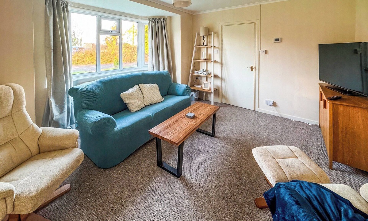 Howlett End Cottage | Lowal House - UK46054