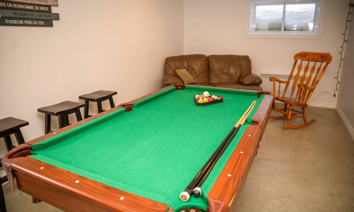 Barraute Apartment | Lower Floor - Mont-Video
