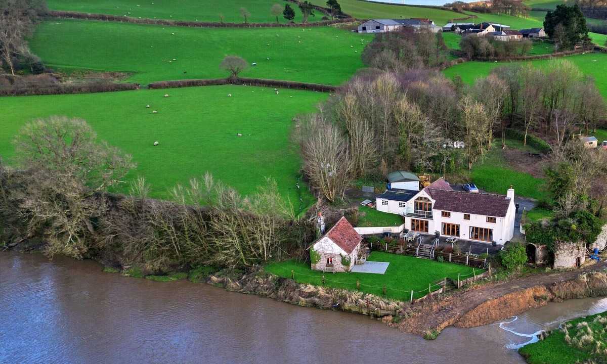 Westleigh Ski Chalet | Lower Netherdowns