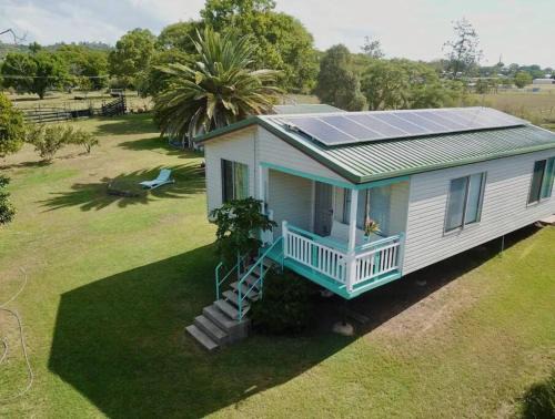 Lowood House | Lowood Riverelle Cottage