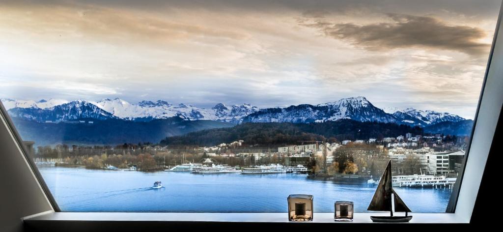 Lucerne Apartment | Lucerne Lake View Apartments