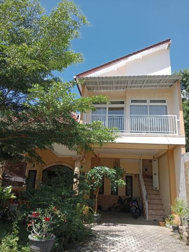 Banyuwangi House | Luchis HOME Ijen