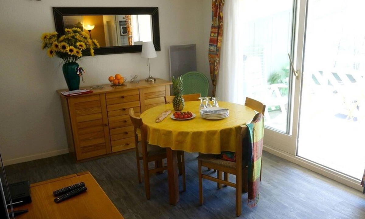 Bagneres-de-Luchon Apartment | Luchon, apartment 4/5 ppl - South balcony - Private parking