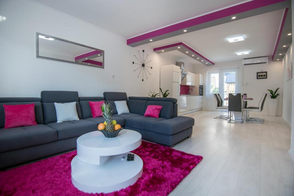 Sibenik Apartment | Lucia
