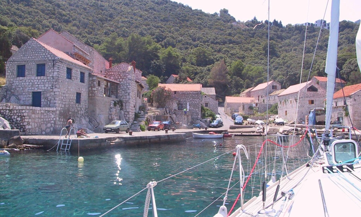 Lastovo House | Lucica Beachfront House #1 w/A/C & WIFI on Lastovo Island