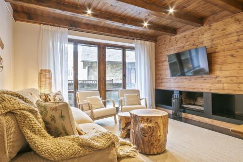 Vielha Apartment | Luderna - Apto con terraza Cap de la Vila