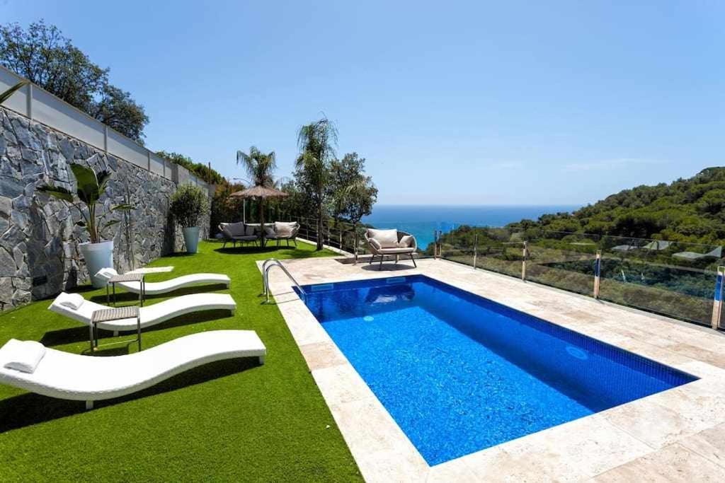 Tossa de Mar Villa | Lujo con piscina climatizada,jacuzzi,playa privada