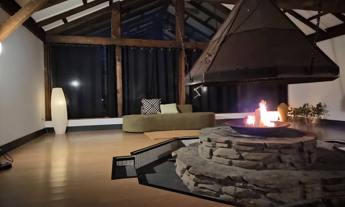 Roscoe House | Lumen Roscoe: Lux Riverfront Escape w/firepit lounge