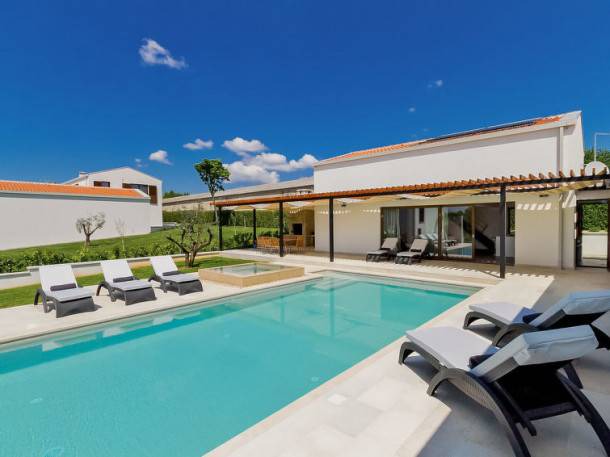 Sveti Petar u Sumi Villa | Luna Bianca 113.1