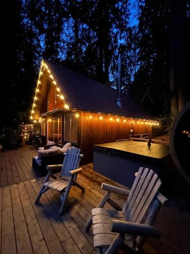 Lime Kiln House | Luna's A-Frame - River & Spa
