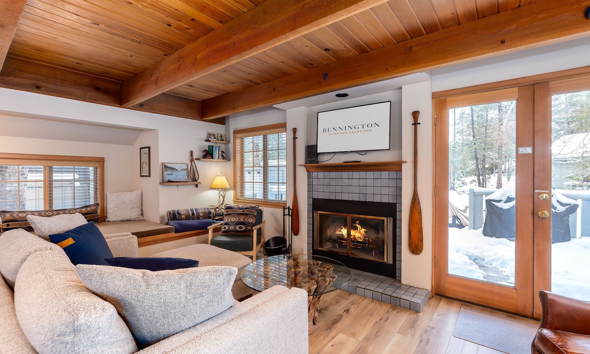 Deer Park House | LUPI02 - Cozy Sunriver Getaway, Hot Tub