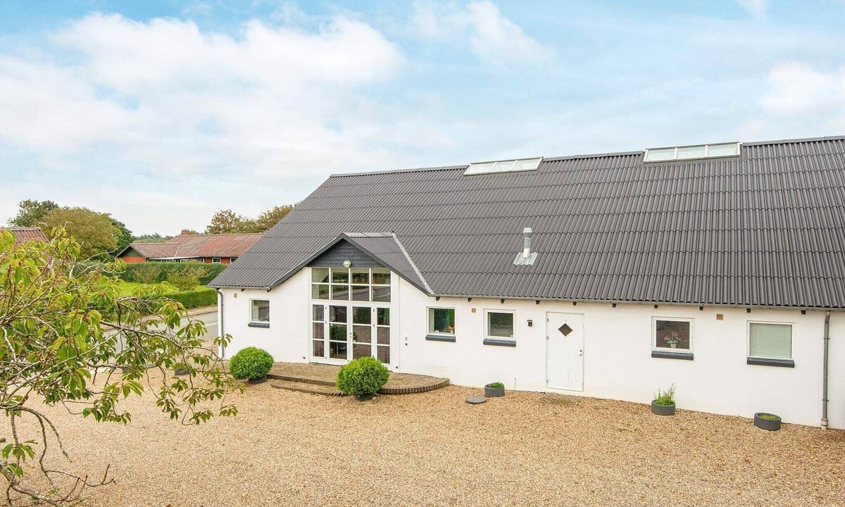 Henne House | Lush holiday home in Henne