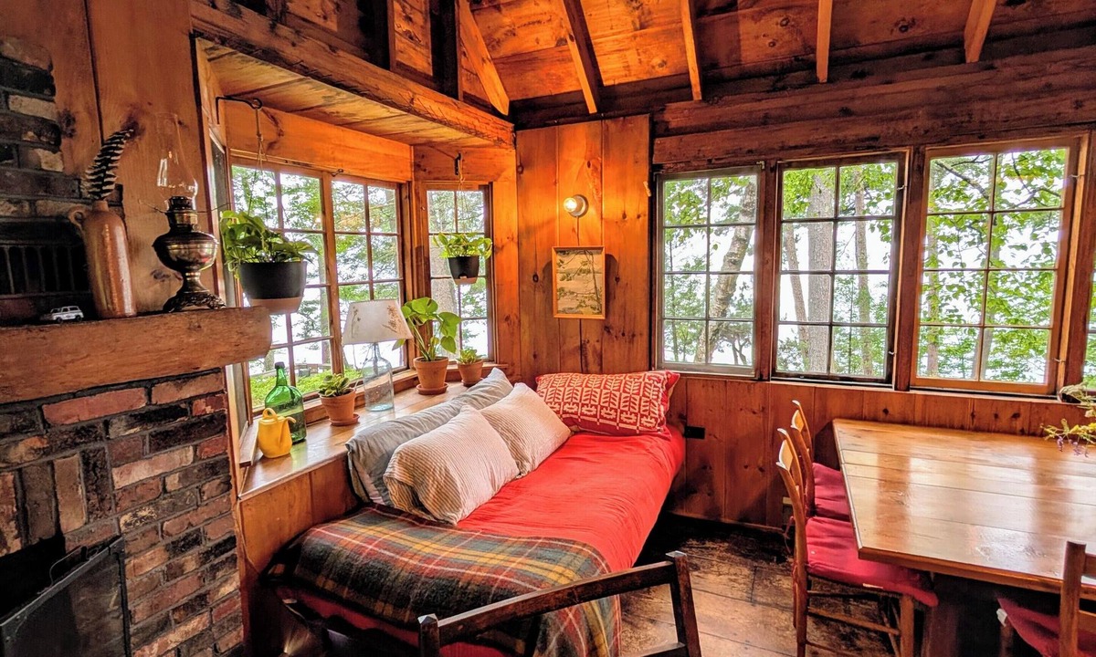 Tuftonboro Cabin | Luthier's Landing #9