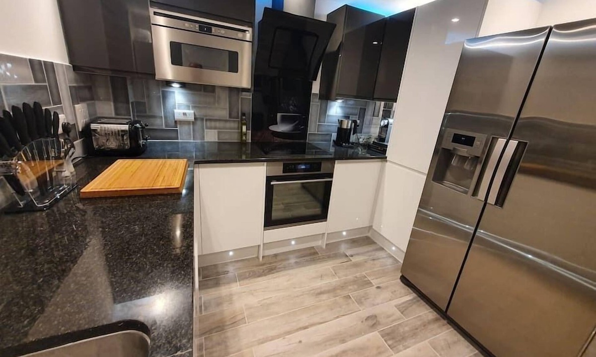 Luton Apartment | Luton Town Centre Executive Apartment