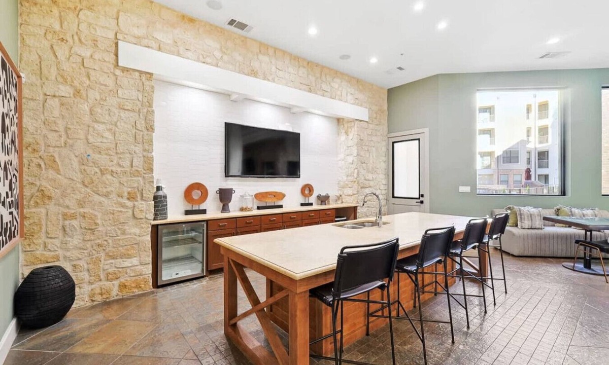 Frisco Apartment | Lux 1B w Pool Near Toyota HQ, The Star, Legacy Wes
