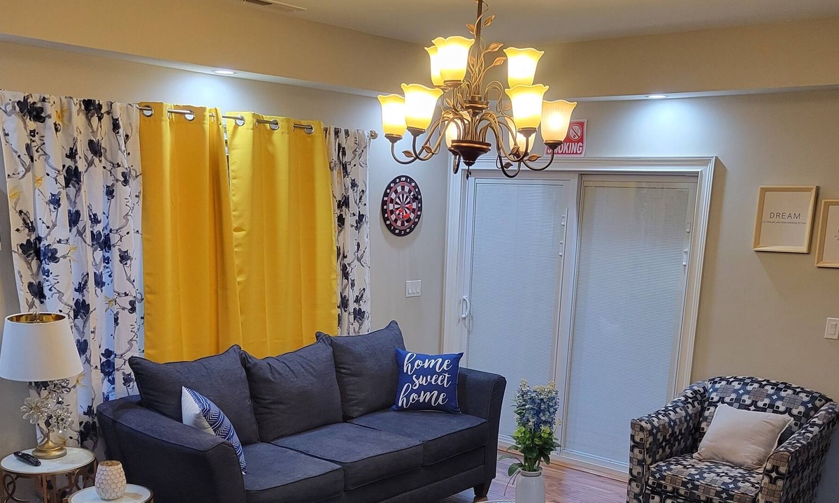 Waterbury Apartment | Lux 2 Bedroom 2 Bathroom Apartment