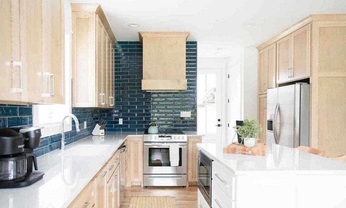 Broken Arrow House | Lux 3BR Cottage | Walk to Rose District | Sleeps 6