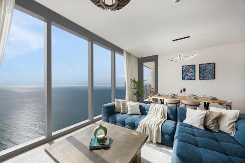 Dubai Marina Apartment | Lux 4BHK Ocean Views Great location in Marina