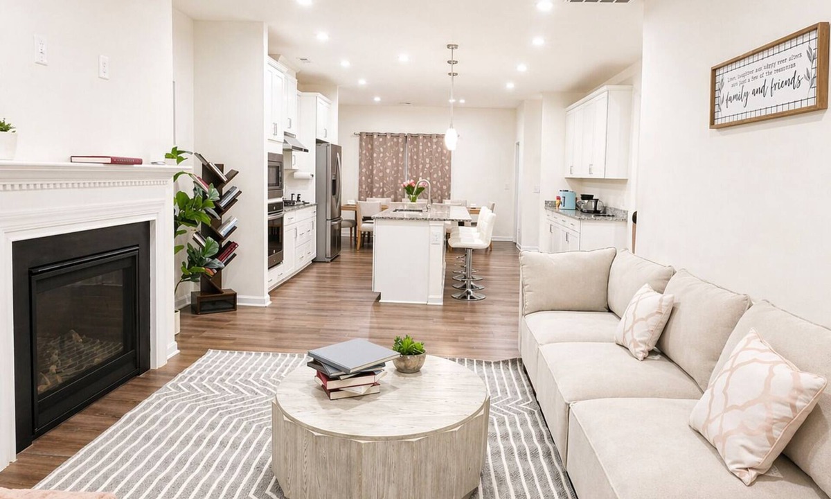 Morrisville House | Lux 4BR,3.5Bath townhome, perfect for groups