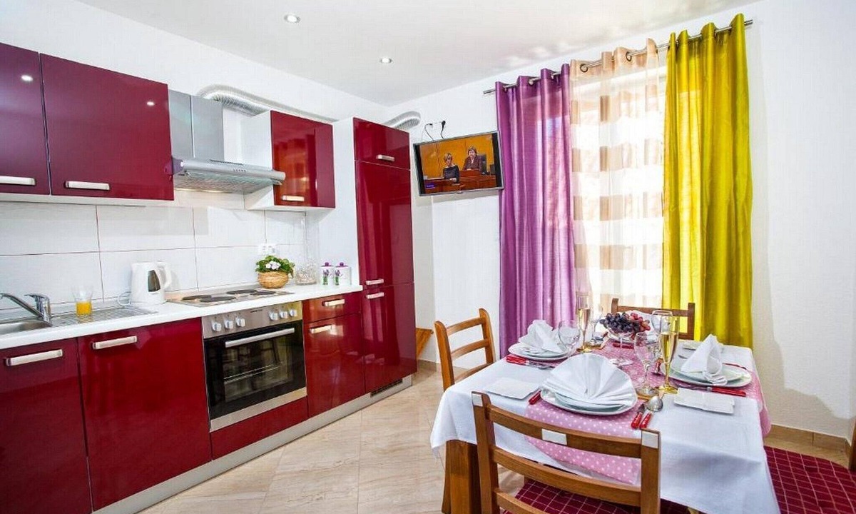 Baska Voda Apartment | Lux apartment Mare By the Sea & Beach - Two Bedroom Apartment with Terrace