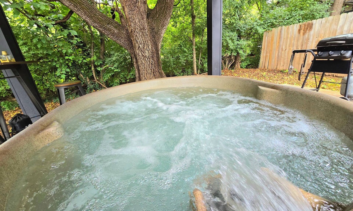 Johnson House | Lux Couples Retreat: Hot Tub & Sleep Number Bed