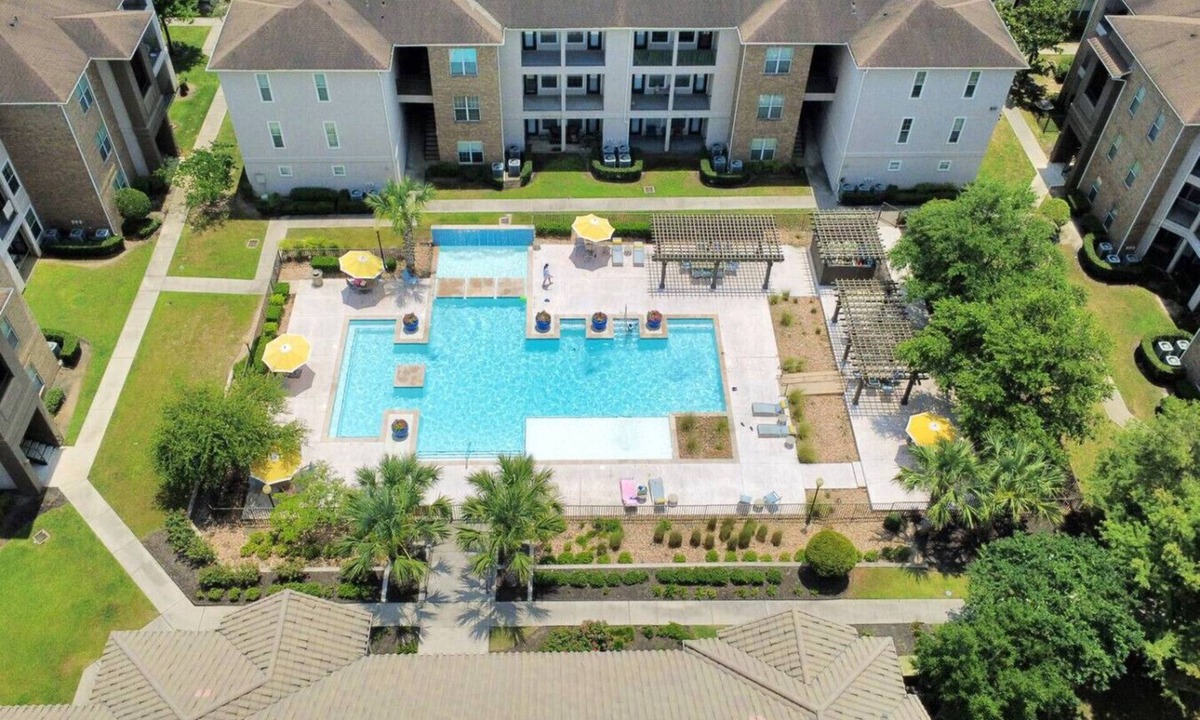 Egypt Apartment | LUX Resort-Inspired 2BR | Near Houston | Pool, Gym