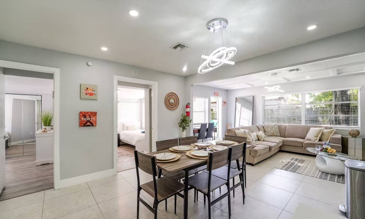Little Ranches House | LUX RESORT Style 3BR Home w/Jacuzzi & BBQ Near Beach