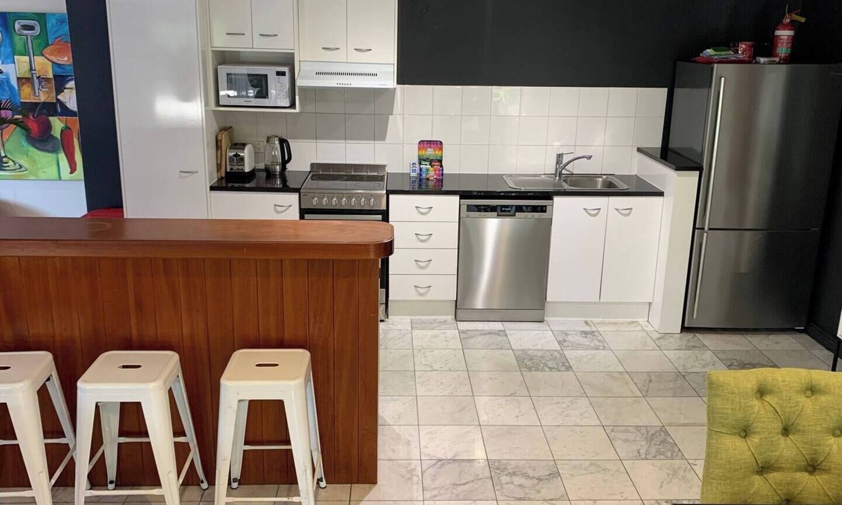 Hamilton Apartment | Lux Urban Retreat, 3Bed, 3Bath