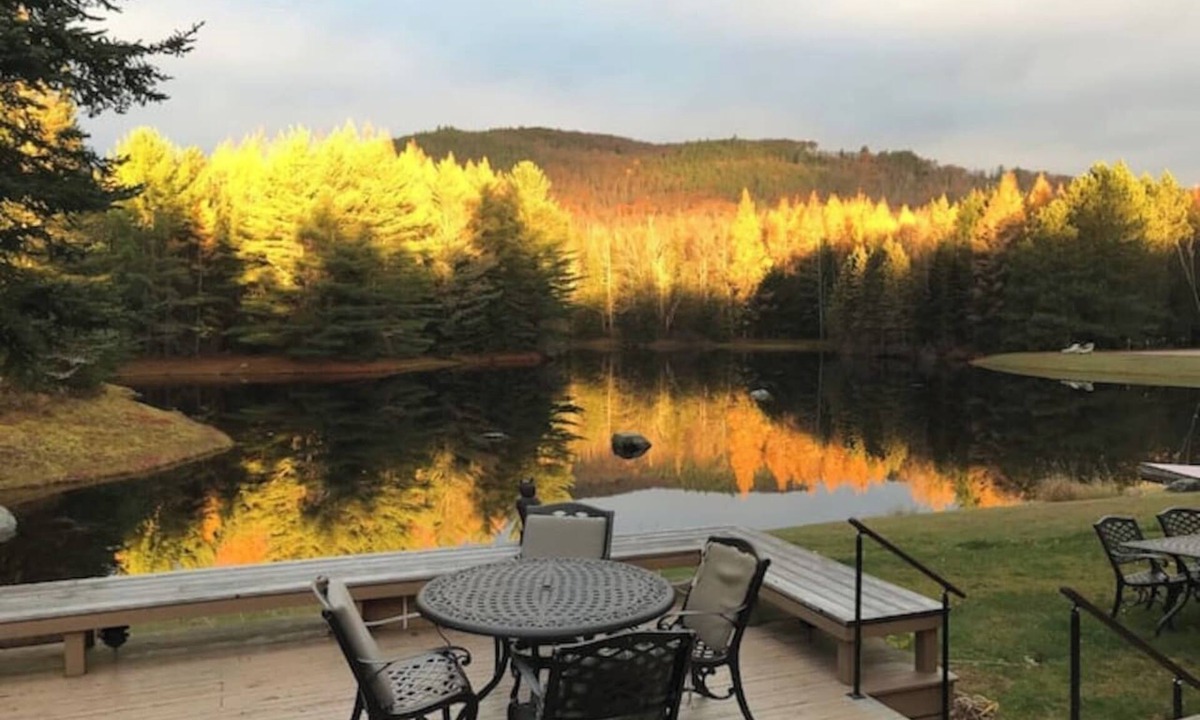 Whitefield House | Lux Waterfront Cottage & Guest House