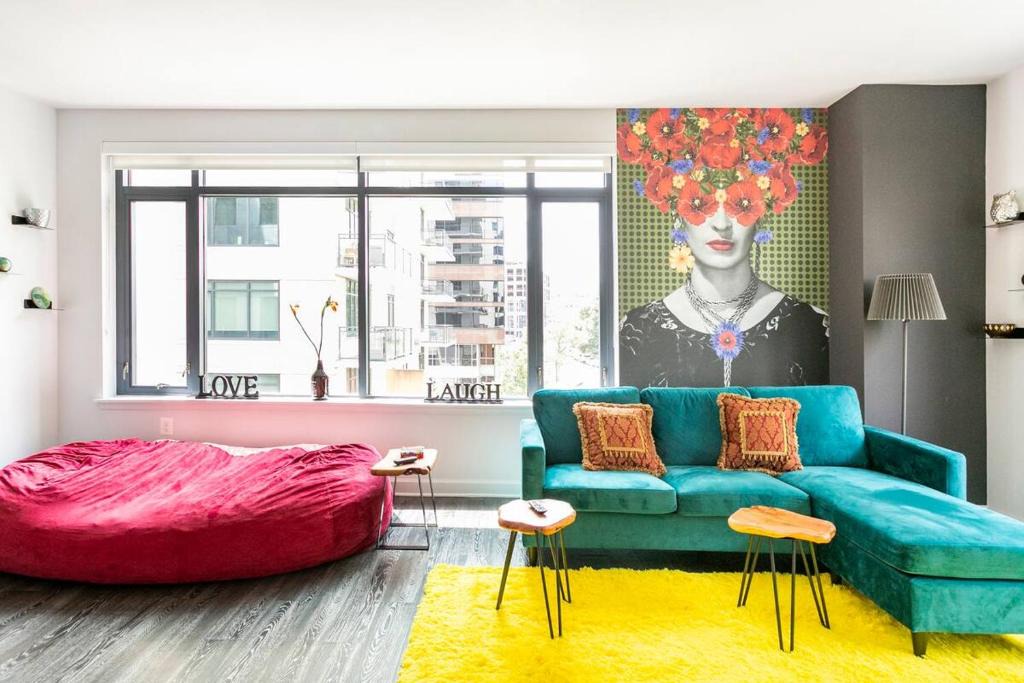 Ballston Apartment | Luxe 1 Bdrm *Rooftop deck* Gym - Free Garage Parking!