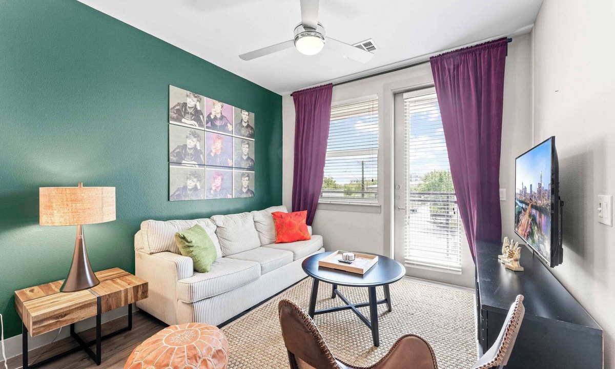 Montopolis Apartment | Luxe 1BR luxe suite close to Downtown w/fast WiFi