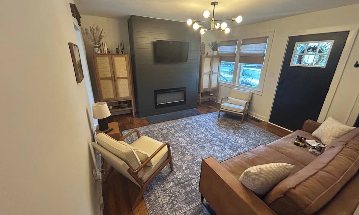 Greenwood Apartment | Luxe 2-Bedroom Duplex, Moments from It All!