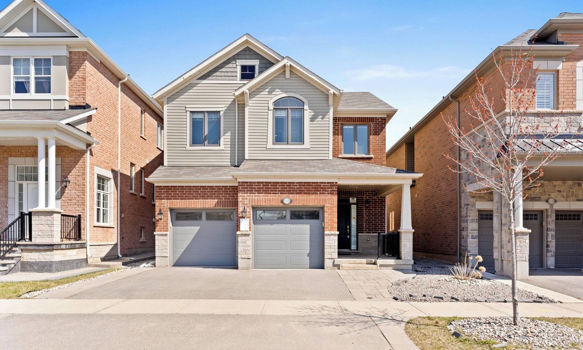 Milton House | Luxe 6 Bed Home Lion Safari Ping Pong Falls