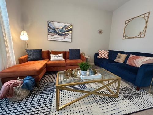 Lovejoy House | Luxe Central Suburban Retreat