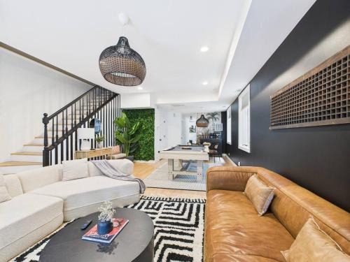 West Town Apartment | Luxe Chicago Retreat Game Room, Deck Fire Pit