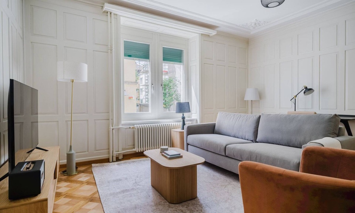 Enge Apartment | Luxe Enge 2BR w/Shared W/D, near Local Market & Old Town, by Blueground