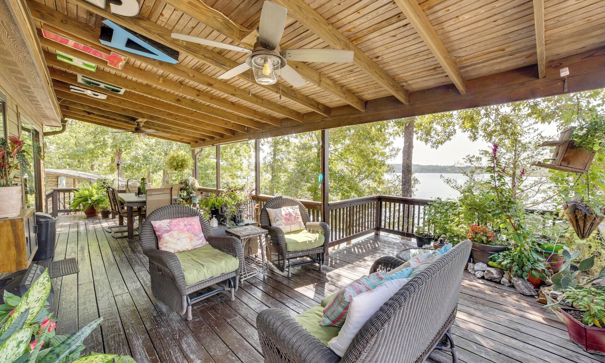 Shell Knob House | Luxe Family Home w/Direct Table Rock Lake Access!