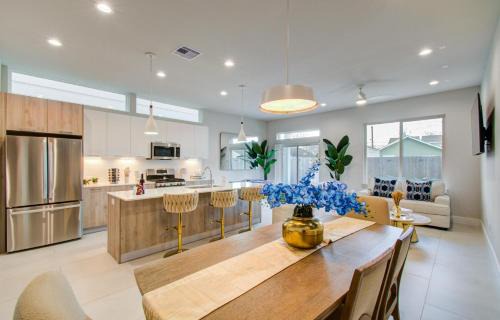 Northside House | Luxe Family Stay Near NRG Game & Rodeo