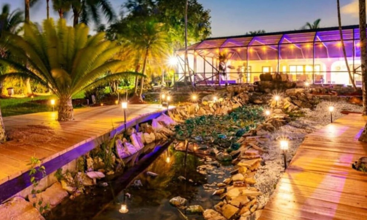 Plantation Apartment | Luxe Gorgeous 7BR Home With Game Room/Pool