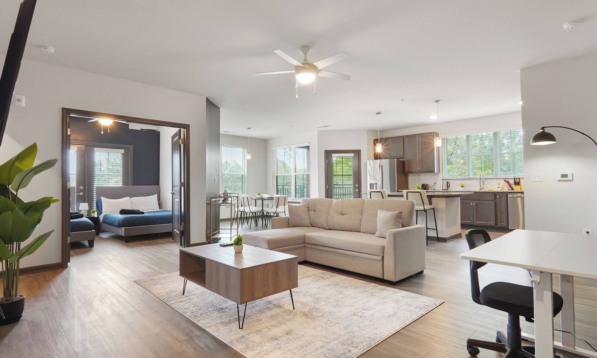 North Raleigh Apartment | Luxe King 3BR Suite in North Raleigh
