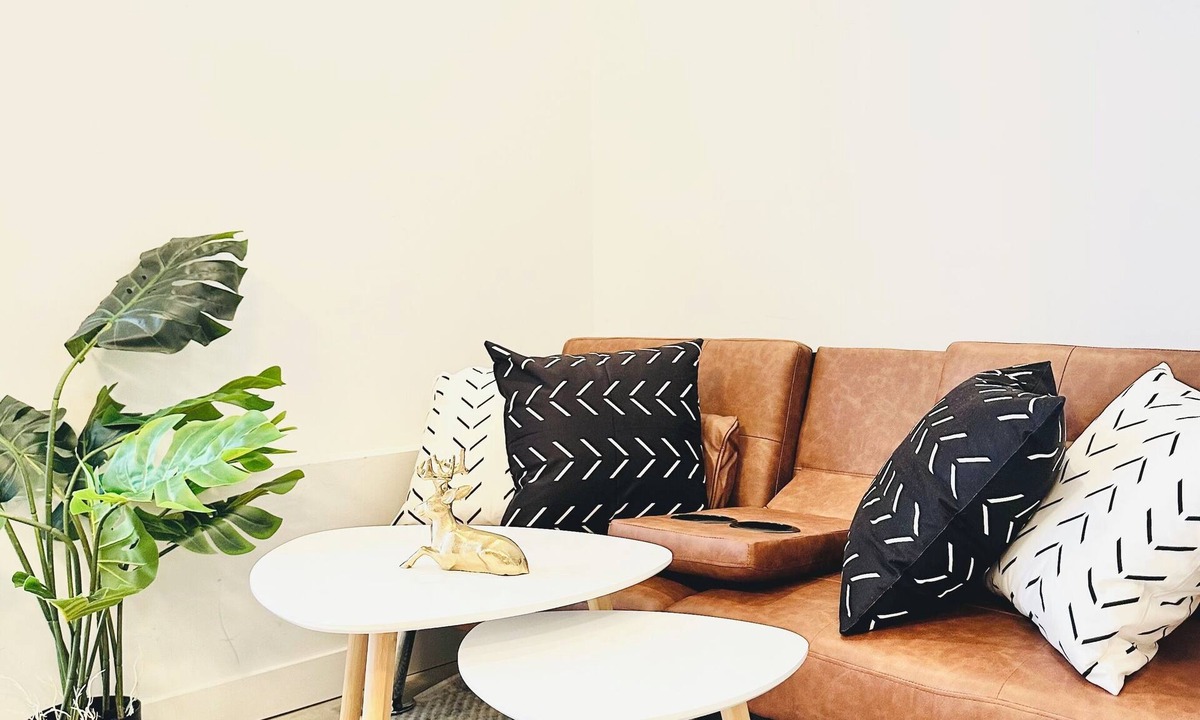 Loyal Heights Apartment | Luxe Modern Ballard Studio: 15 Min to Space Needle