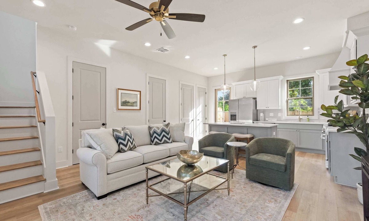 Lafayette Condo | Luxe Oaks | Walk to River Ranch | Premier Host | EV Charger