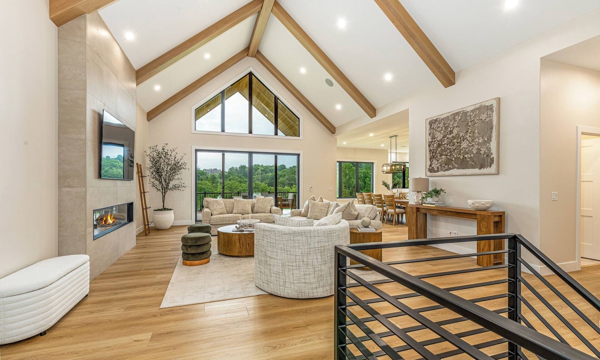 The Galena Territory House | Luxe Stay @ Trillium Oasis - Golf Sim, Hot Tub, Panoramic General Views