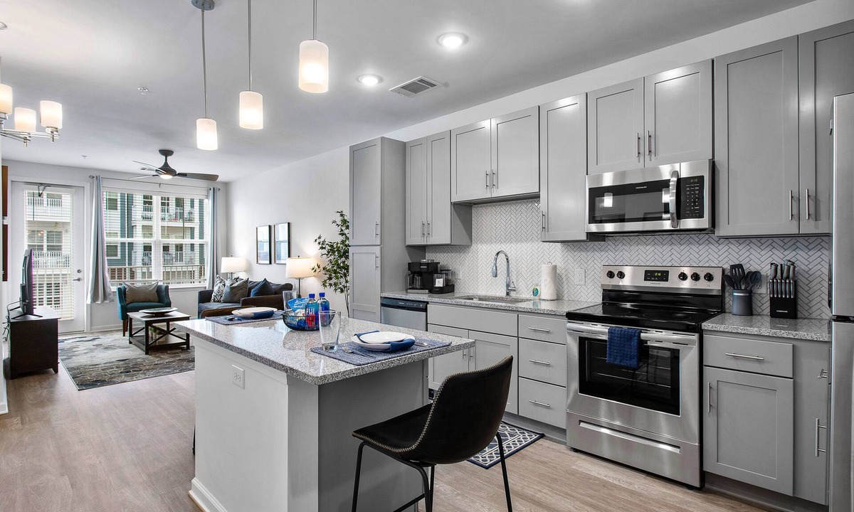 Midlothian Apartment | LuxStay: Upscale Temp Haven