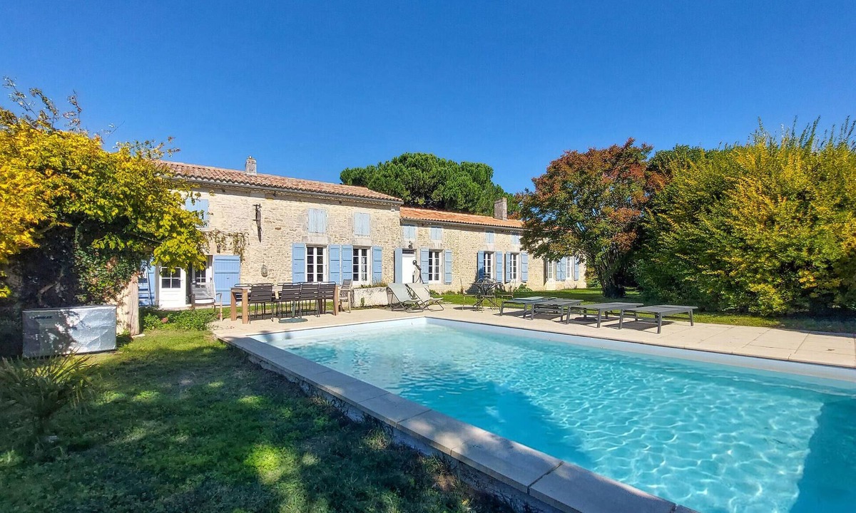 Cravans House | Luxueuse maison avec piscine