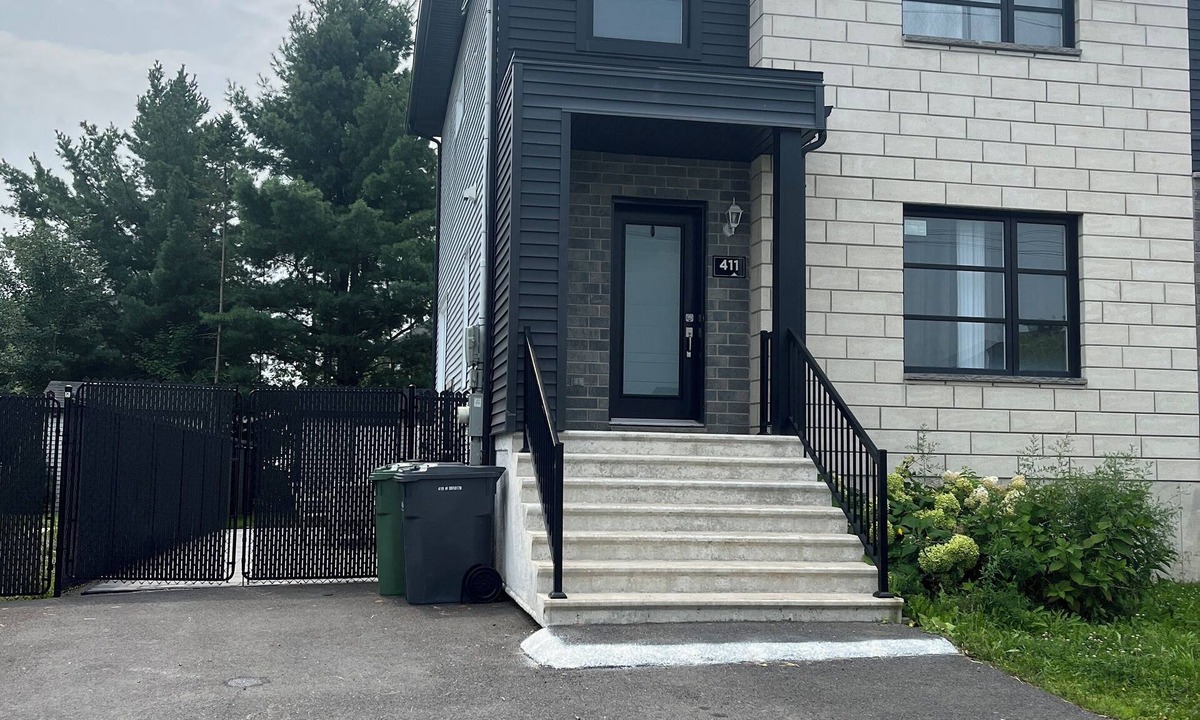 Drummondville Apartment | Luxueuse Villa, Unique en Ville